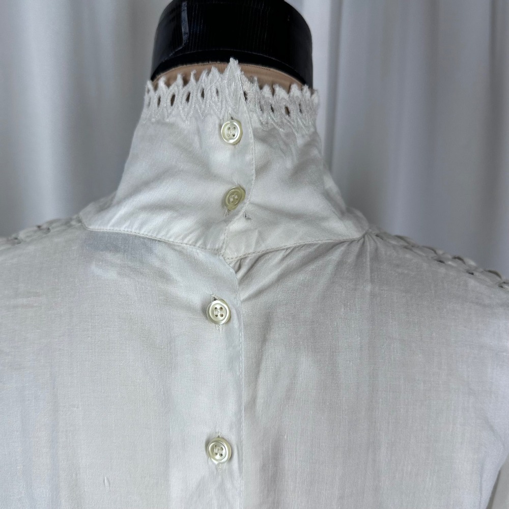 Jack Winter Vintage White Eyelet Beaded Blouse Victorian Mock Neck Top‎ 14 - Picture 6 of 16